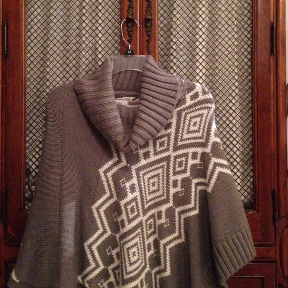 Sweater Poncho