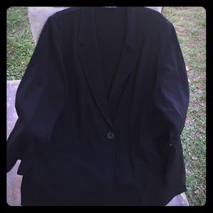 NWT!! Black Sz 24W Blazer with front pockets