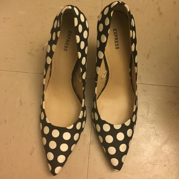 EUC polka dot heels