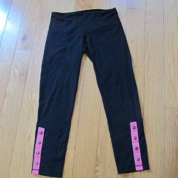 Limited Edition Black & Pink Lululemon Leggings