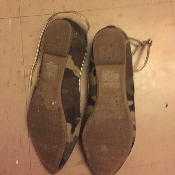 Camo printed ballet flats - Picture 2 of 3