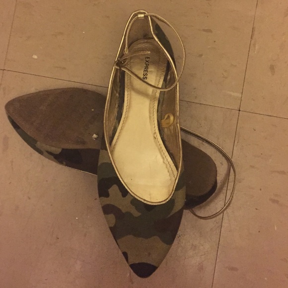 Camo printed ballet flats - Picture 3 of 3