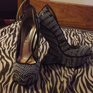 Steve Madden gossip wedges size: 5.5