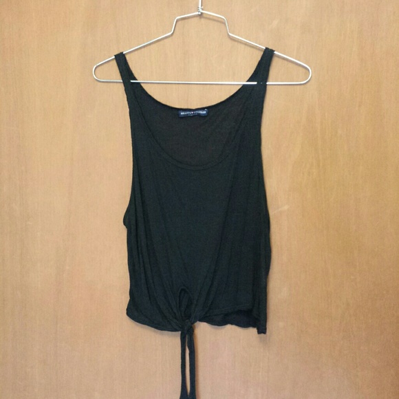 Black Cropped Top