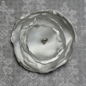 Silver hand crafted flower clip