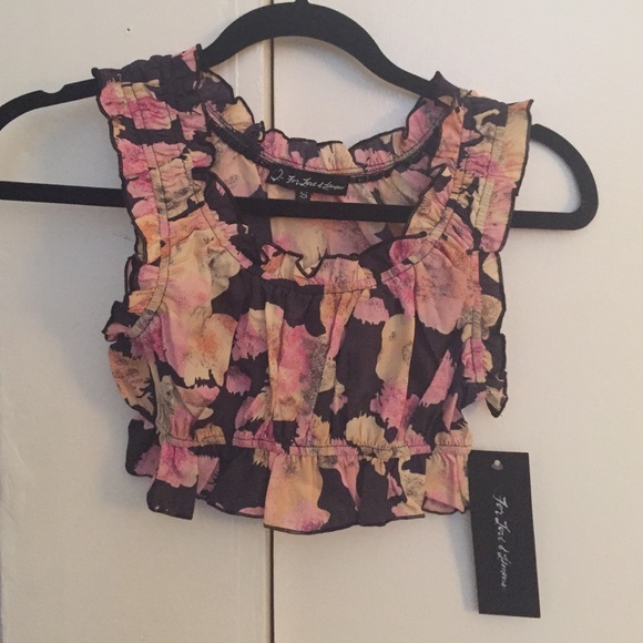 For love and lemons crop top