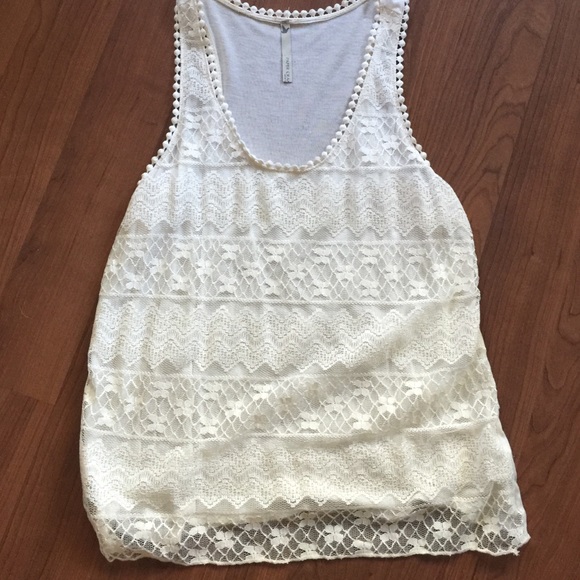Francesca's Collections Tops - Boutique Off White Lace Tank size M