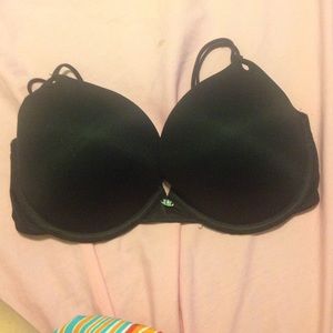 36 D black bra