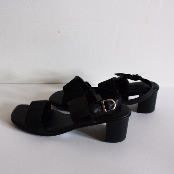 Aerosoles Strappy Minimalist Sandal