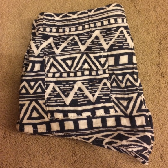 Shorts - Picture 2 of 2