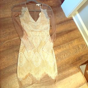 Lulus for love and lemons knockoff XS white beige