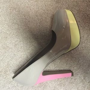 Guess Heels