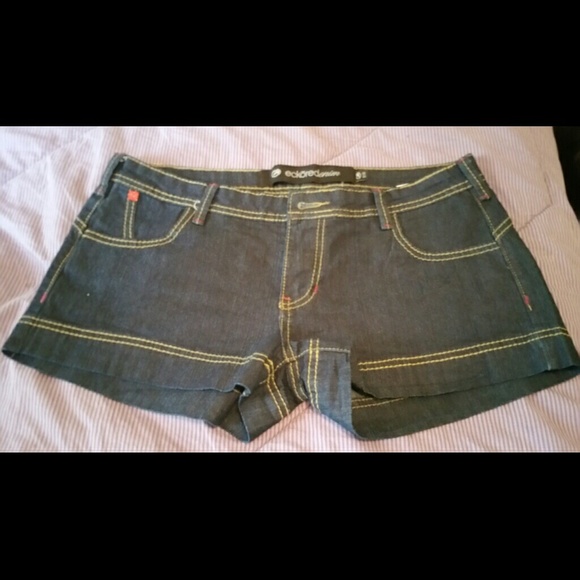 Clothes - Picture 2 of 4