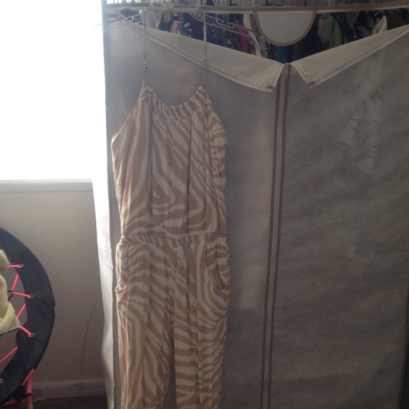 comfy easy-to-slip-on casual jumpsuit