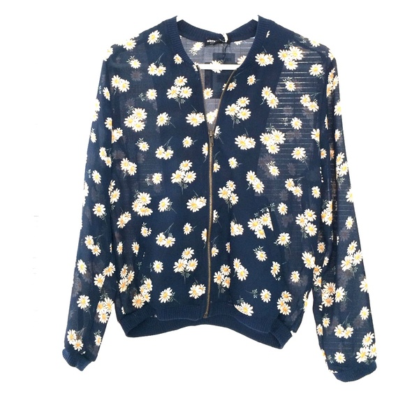 Daisy print sheet jacket