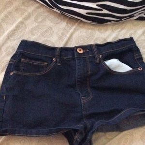 Forever 21 high wasted shorts😍