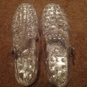 worn once, sparkley jellies
