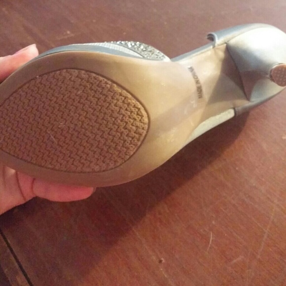 High heels - Picture 3 of 4