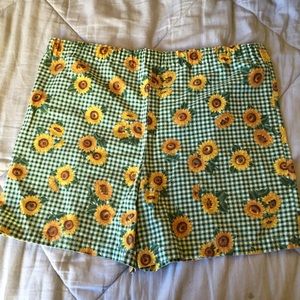 🌻 Sunflower Shorts 🌻