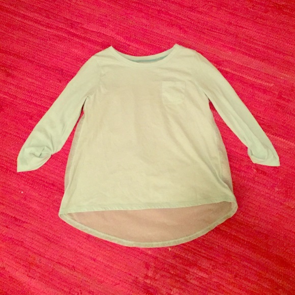 Cute Old Navy size 10/12. Perfect summer shirt!