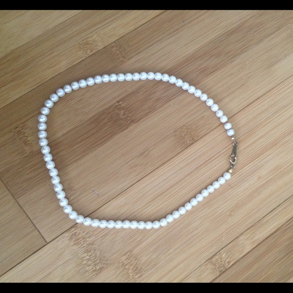 Vintage pearl necklace