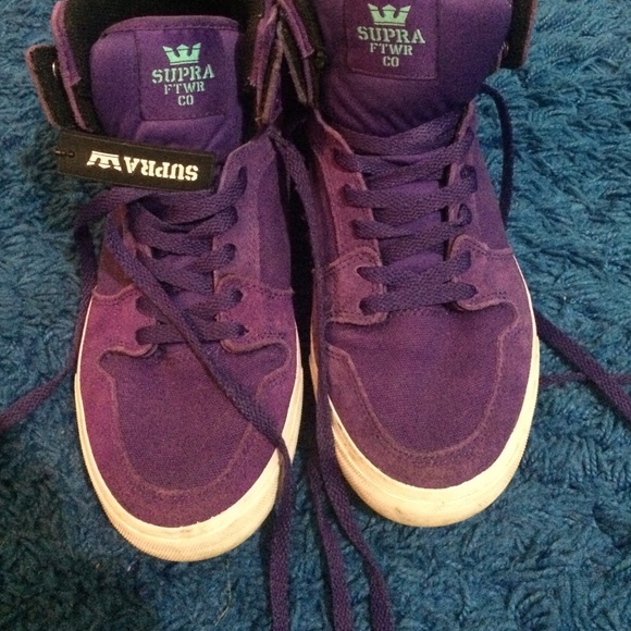 Purple supra