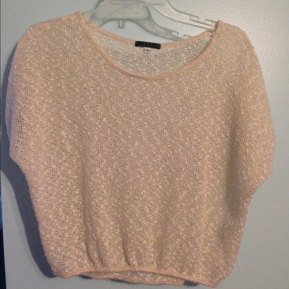Knit short sleeve top, cream with gold throughout