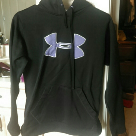 Under armour sweatshirt with hood. Black and light