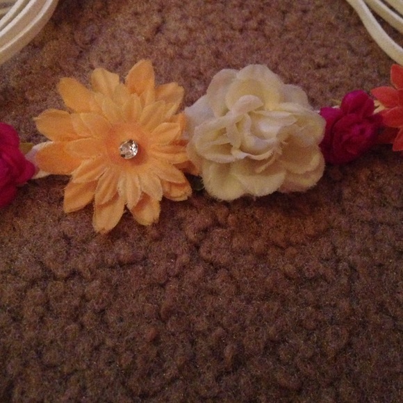 Head piece - Picture 2 of 2