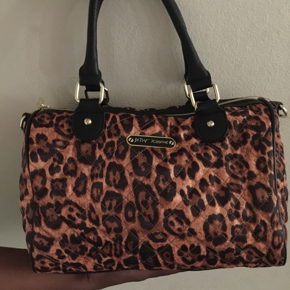 Michael kors handbag discount Michael Kors Handbags: Find totes, satchels, and more from regfree.ml Your Online Clothing & Shoes Store! Get 5% in rewards with Club O!