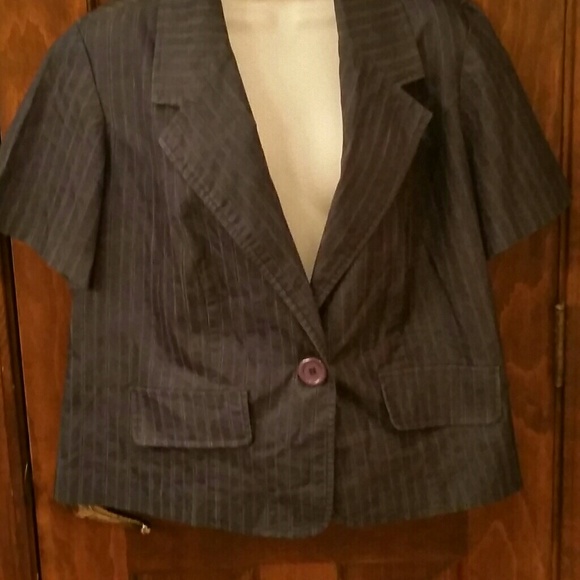 A denim with white stripes top