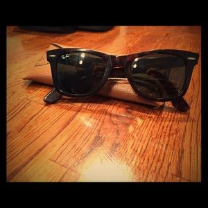 Authentic Ray Ban Tortoise Wayfarers