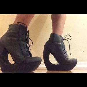 Jeffrey Campbell Roxie