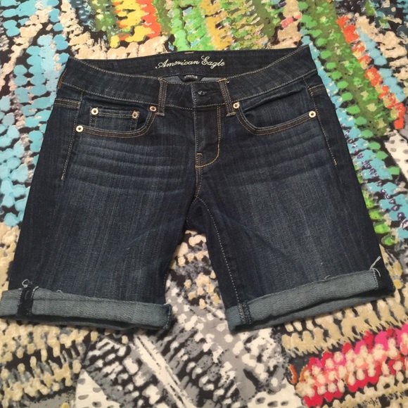 American Eagle  jean shorts!!