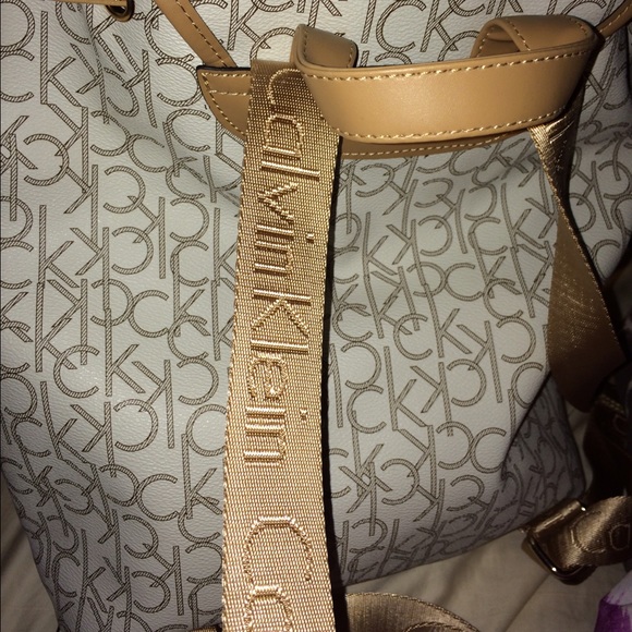 Authentic Calvin Klein bag - Picture 2 of 4