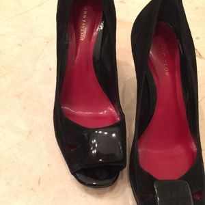 Platform open toe pump