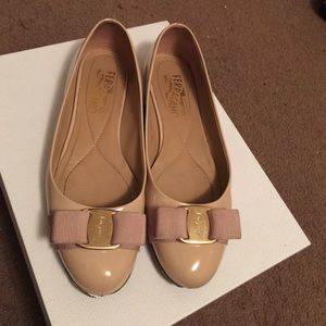 Salvatore Ferragamo nude flat.!