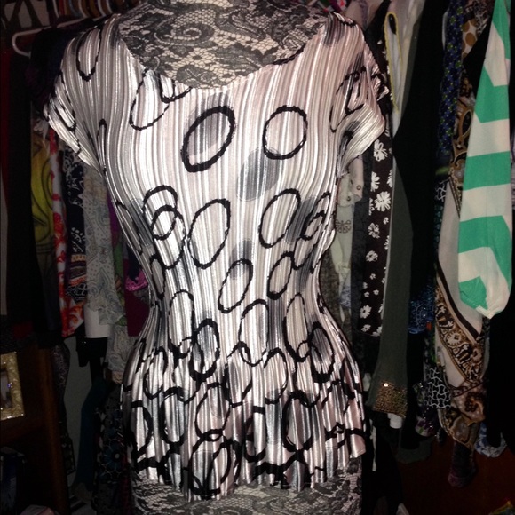 Shiny Abstract Print Top