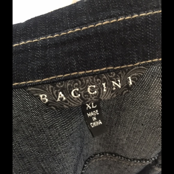 Sold Dark wash denim jacket size XL - Picture 4 of 4