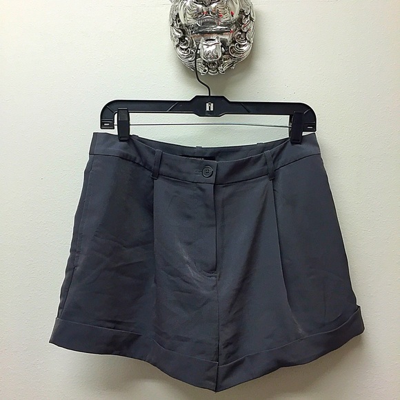 FOREVER 21 | High Waisted Satin Shorts in CHARCOAL