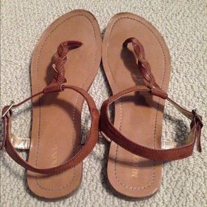 SOLDDD Brown braided gladiator sandals