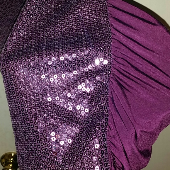 Dress - Picture 2 of 4