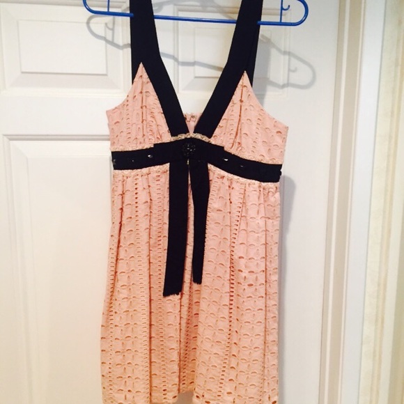 Short baby doll dress