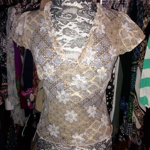 Lightweight Flower Print Top