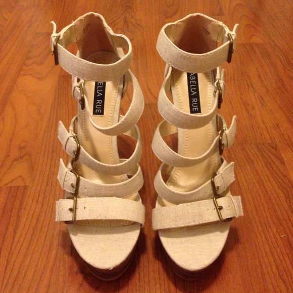 Open toe wood wedge