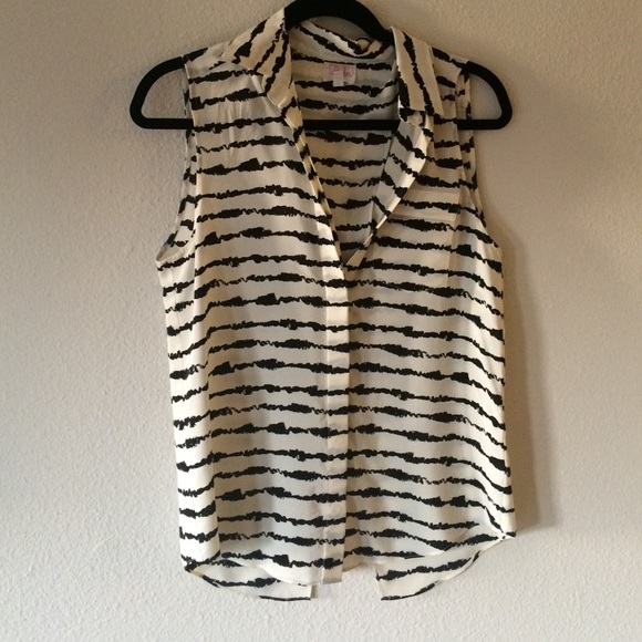 Parker top size medium striped! Worn twice!