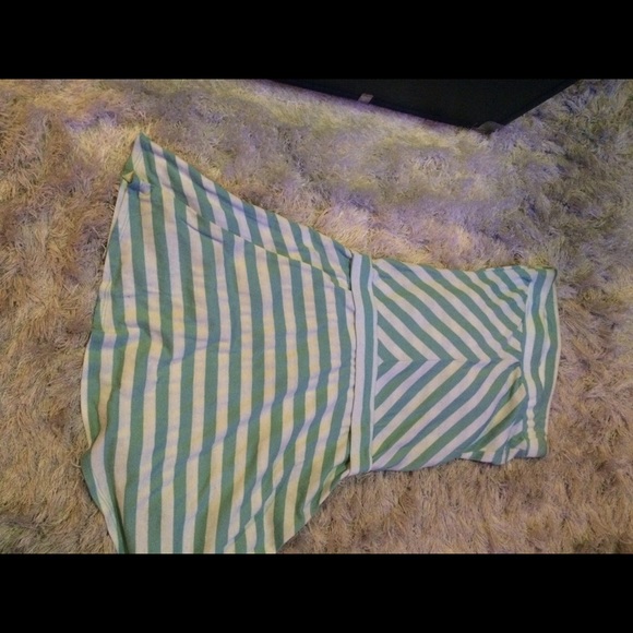 3 Dots maxi stopped short dress - Picture 4 of 4