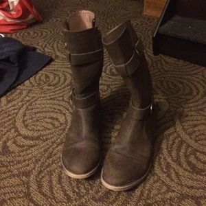 Adorable American Eagle Boots!