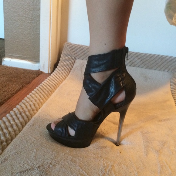 Black Andrea high heels - Picture 4 of 4