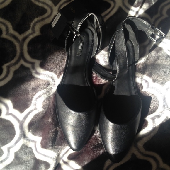 Black forever 21 shoes